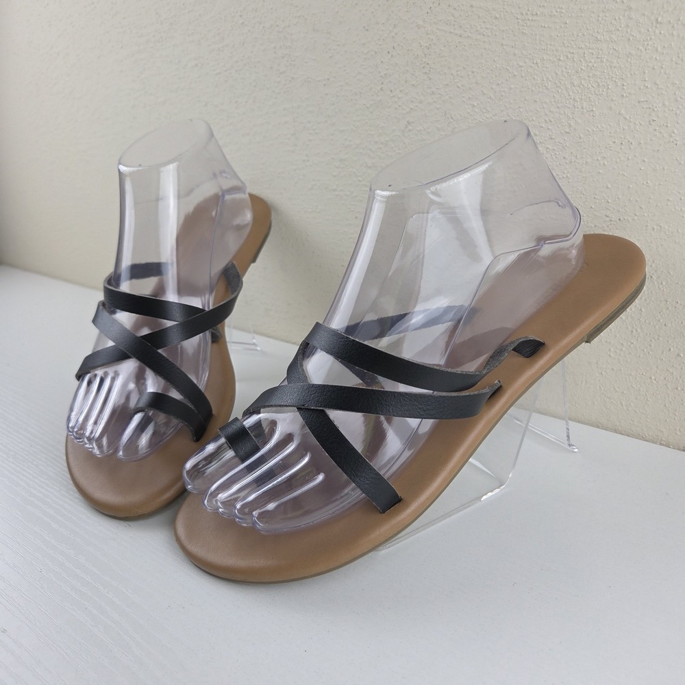 Old Navy Flat Sandals Black Faux Leather Crisscross Straps Women's Size 9